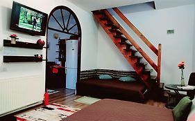 Lovely Central Apartment