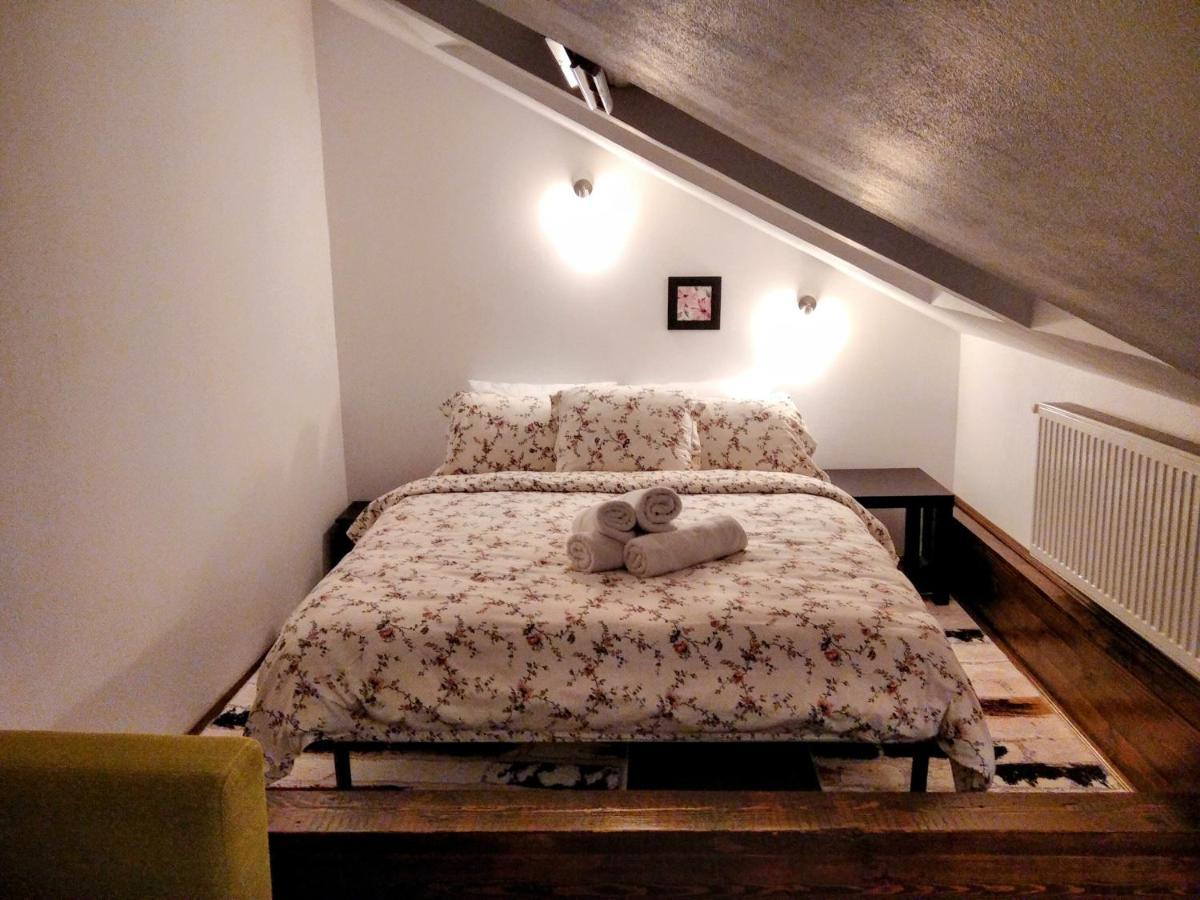 Lovely Central Apartment Braşov Extérieur photo